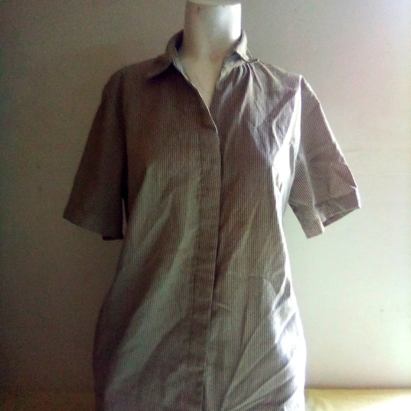 * Cintas top size small with pockets ( box F ) - Picture 1 of 4